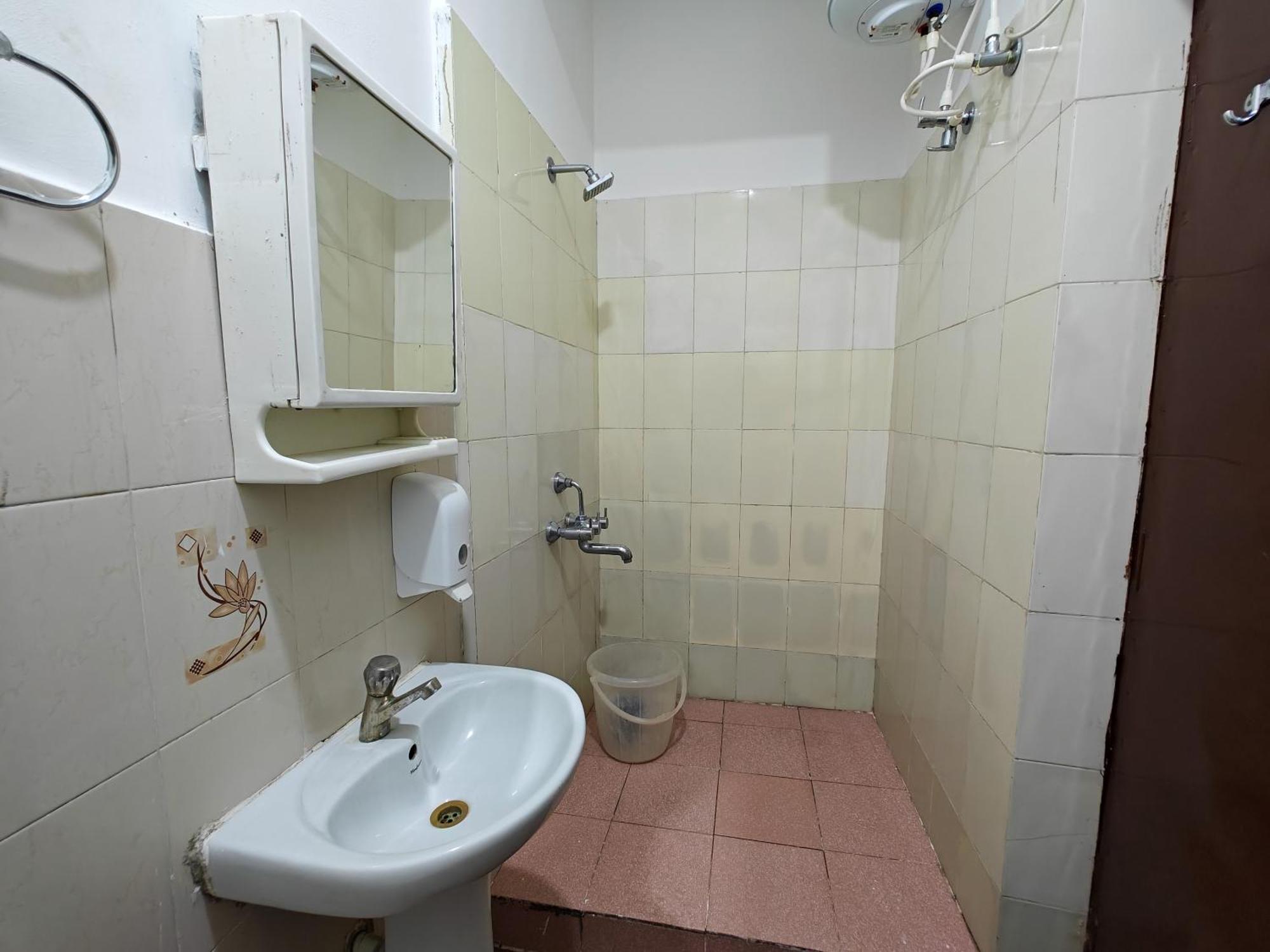Sampada Homestay Bangalore Buitenkant foto