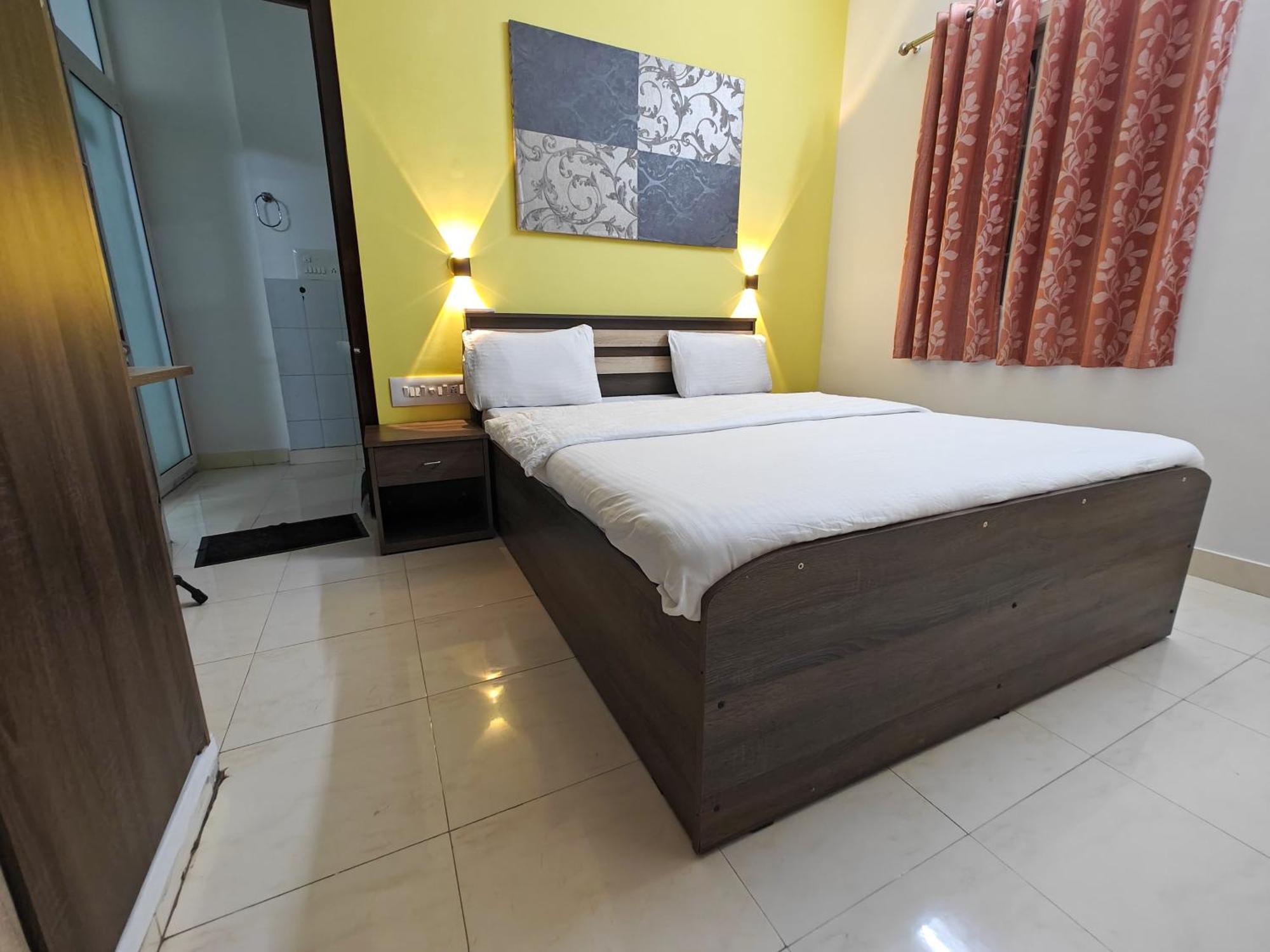 Sampada Homestay Bangalore Buitenkant foto