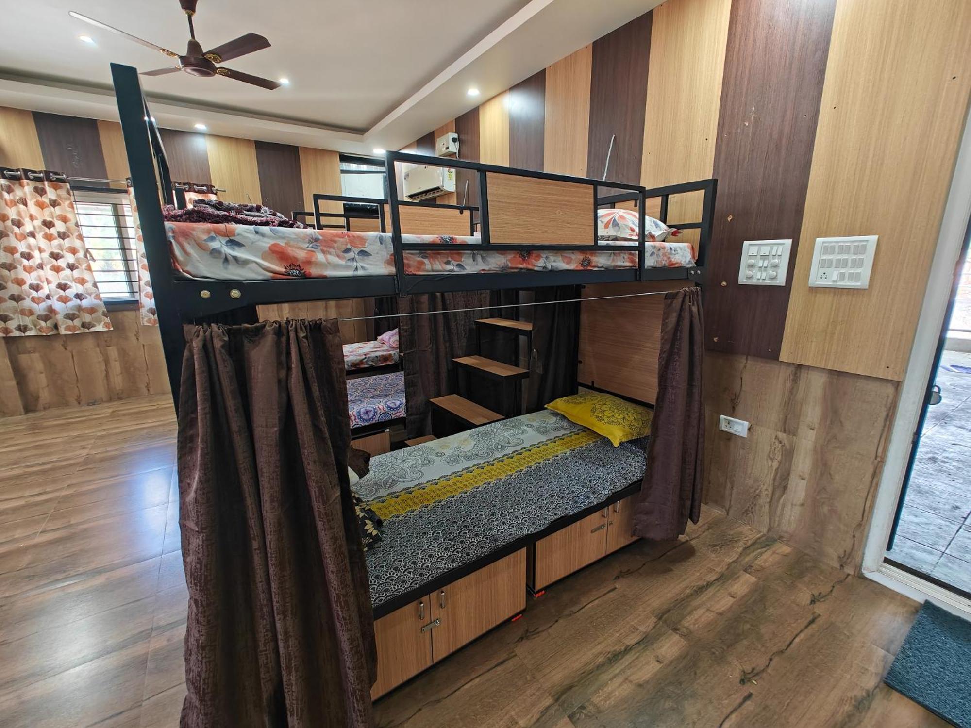 Sampada Homestay Bangalore Buitenkant foto