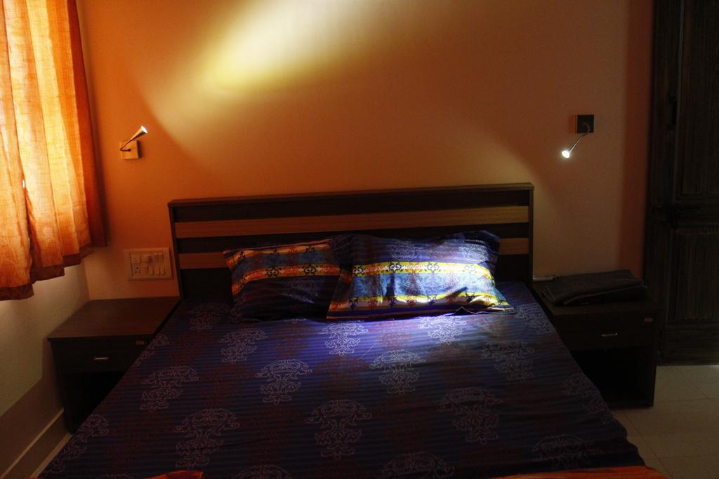 Sampada Homestay Bangalore Buitenkant foto